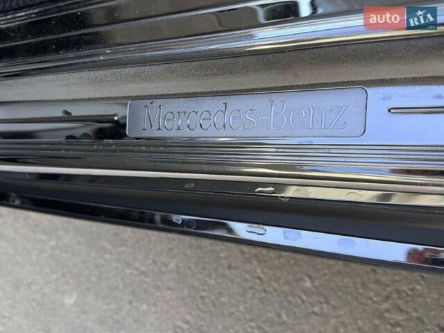 Мерседес С Класс 2004 в Черновцах на Automoto.ua Серый Мерседес С Класс, объемом двигателя 5 л и пробегом 298 тыс. км за 6800 $, фото 4 на Automoto.ua