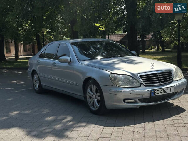 Сірий Мерседес С Клас, об'ємом двигуна 4.97 л та пробігом 360 тис. км за 4250 $, фото 1 на Automoto.ua