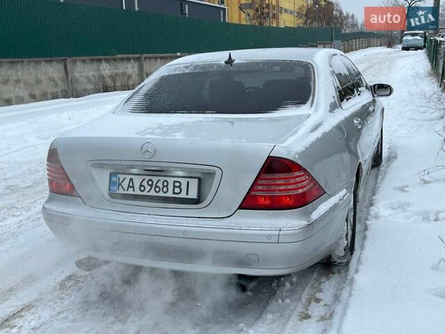 Серый Мерседес С Класс, объемом двигателя 3.2 л и пробегом 430 тыс. км за 6000 $, фото 12 на Automoto.ua