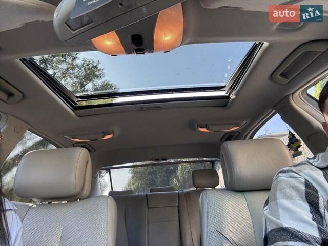 Мерседес С Класс 2004 в Черновцах на Automoto.ua Серый Мерседес С Класс, объемом двигателя 5 л и пробегом 298 тыс. км за 6800 $, фото 10 на Automoto.ua