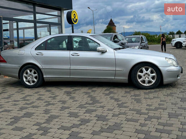 Мерседес С Класс 2004 в Мукачеве на Automoto.ua Серый Мерседес С Класс, объемом двигателя 3.2 л и пробегом 308 тыс. км за 10999 $, фото 7 на Automoto.ua