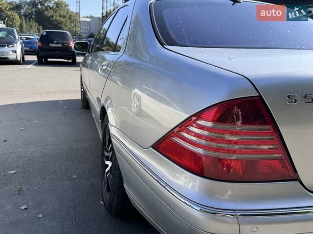 Мерседес С Класс 2004 в Черновцах на Automoto.ua Серый Мерседес С Класс, объемом двигателя 5 л и пробегом 298 тыс. км за 6800 $, фото 2 на Automoto.ua