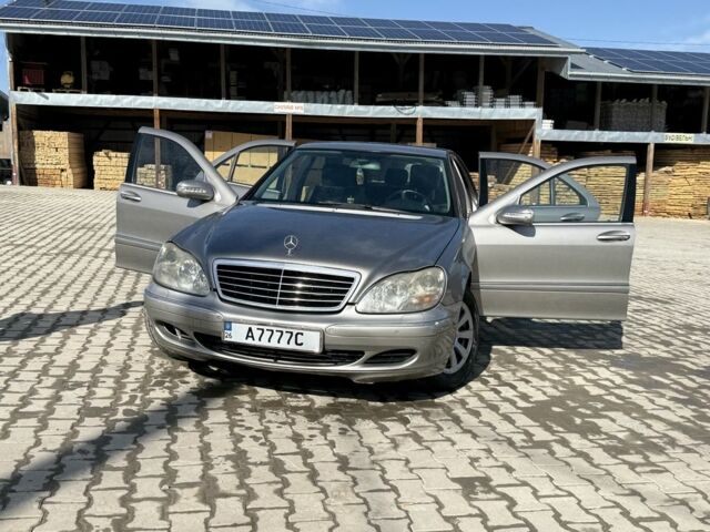 Сірий Мерседес С Клас, об'ємом двигуна 3.2 л та пробігом 300 тис. км за 7100 $, фото 4 на Automoto.ua