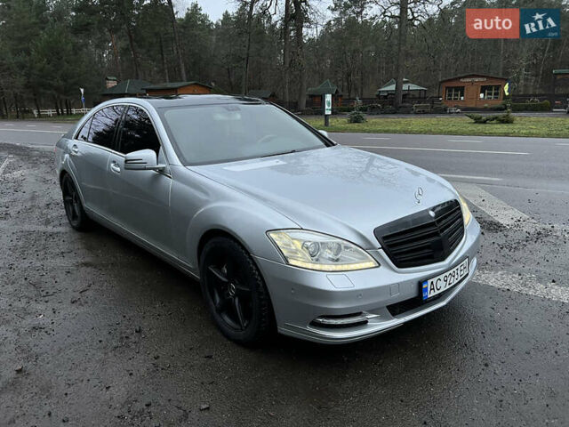 Серый Мерседес С Класс, объемом двигателя 3.5 л и пробегом 197 тыс. км за 9500 $, фото 13 на Automoto.ua