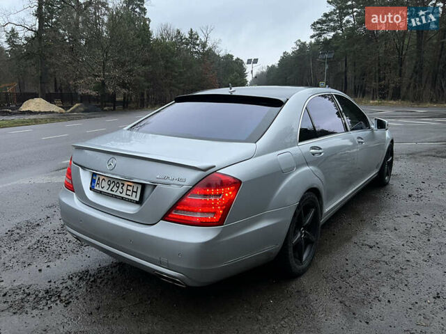 Серый Мерседес С Класс, объемом двигателя 3.5 л и пробегом 197 тыс. км за 9500 $, фото 11 на Automoto.ua