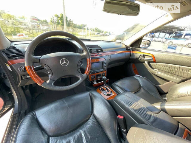 Серый Мерседес С Класс, объемом двигателя 3.5 л и пробегом 270 тыс. км за 6500 $, фото 2 на Automoto.ua