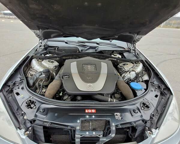 Сірий Мерседес С Клас, об'ємом двигуна 3.5 л та пробігом 249 тис. км за 12500 $, фото 16 на Automoto.ua