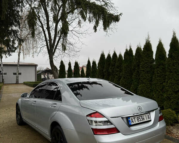 Серый Мерседес С Класс, объемом двигателя 3.5 л и пробегом 285 тыс. км за 7200 $, фото 29 на Automoto.ua