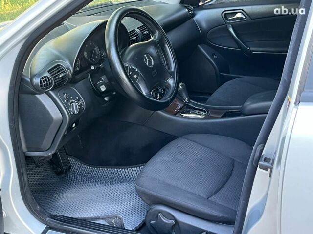 Серый Мерседес С Класс, объемом двигателя 2.2 л и пробегом 363 тыс. км за 6490 $, фото 15 на Automoto.ua
