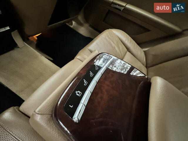 Сірий Мерседес С Клас, об'ємом двигуна 3.5 л та пробігом 211 тис. км за 7700 $, фото 14 на Automoto.ua