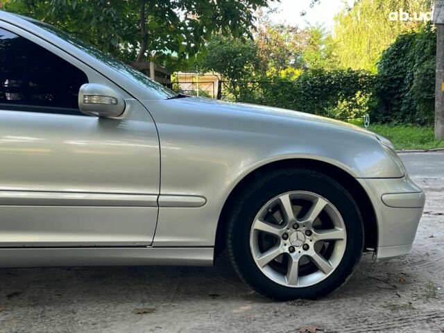 Серый Мерседес С Класс, объемом двигателя 2.2 л и пробегом 363 тыс. км за 6490 $, фото 5 на Automoto.ua