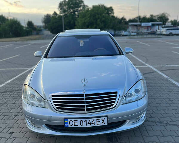 Серый Мерседес С Класс, объемом двигателя 2.99 л и пробегом 450 тыс. км за 10700 $, фото 8 на Automoto.ua