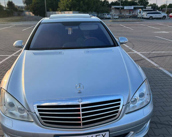 Серый Мерседес С Класс, объемом двигателя 2.99 л и пробегом 450 тыс. км за 10700 $, фото 10 на Automoto.ua