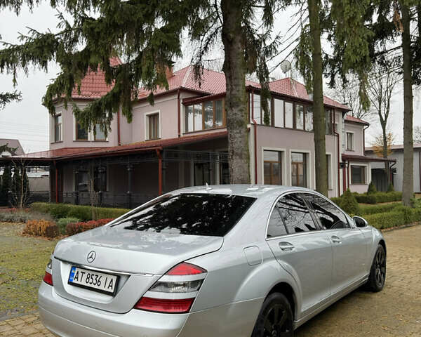 Серый Мерседес С Класс, объемом двигателя 3.5 л и пробегом 285 тыс. км за 7200 $, фото 31 на Automoto.ua