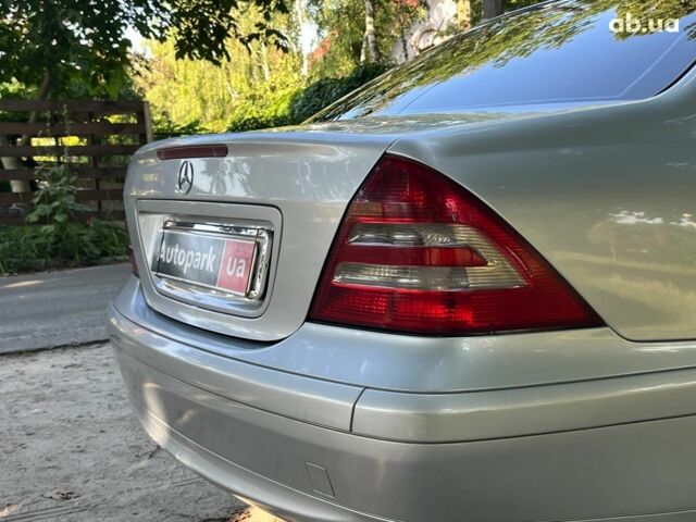 Серый Мерседес С Класс, объемом двигателя 2.2 л и пробегом 363 тыс. км за 6490 $, фото 14 на Automoto.ua