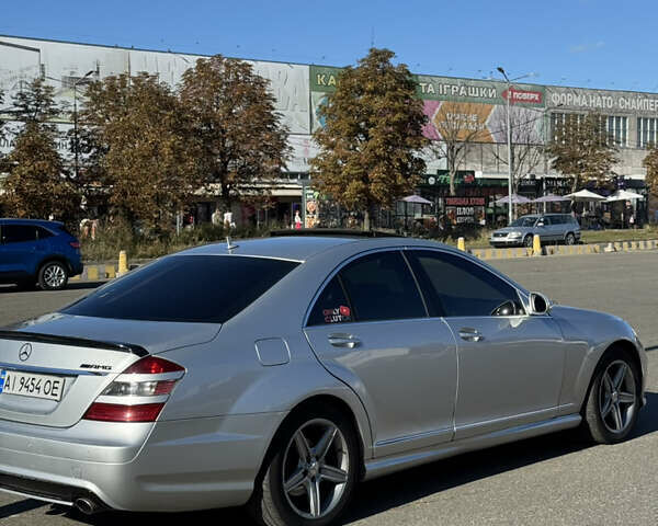 Серый Мерседес С Класс, объемом двигателя 3 л и пробегом 296 тыс. км за 10000 $, фото 14 на Automoto.ua
