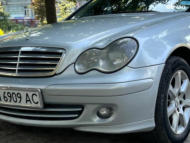 Серый Мерседес С Класс, объемом двигателя 2.2 л и пробегом 363 тыс. км за 6490 $, фото 11 на Automoto.ua