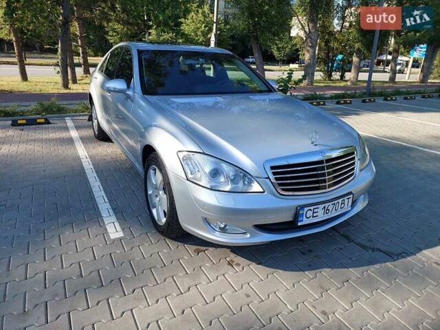 Серый Мерседес С Класс, объемом двигателя 3 л и пробегом 260 тыс. км за 10800 $, фото 1 на Automoto.ua