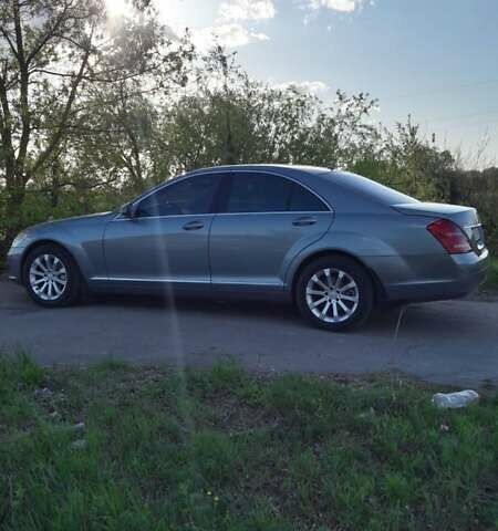 Мерседес С Класс 2006 в Днепре (Днепропетровске) на Automoto.ua Серый Мерседес С Класс, объемом двигателя 3.5 л и пробегом 320 тыс. км за 12000 $, фото 9 на Automoto.ua
