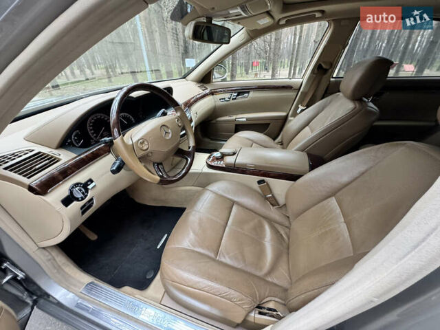 Сірий Мерседес С Клас, об'ємом двигуна 3.5 л та пробігом 211 тис. км за 7700 $, фото 17 на Automoto.ua