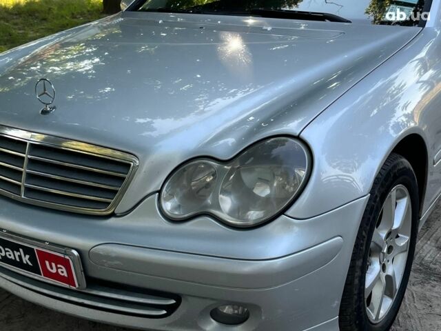 Серый Мерседес С Класс, объемом двигателя 2.2 л и пробегом 363 тыс. км за 6490 $, фото 4 на Automoto.ua