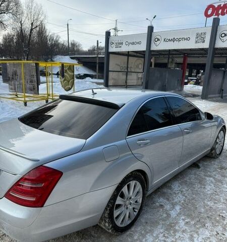 Сірий Мерседес С Клас, об'ємом двигуна 2.99 л та пробігом 360 тис. км за 9999 $, фото 6 на Automoto.ua