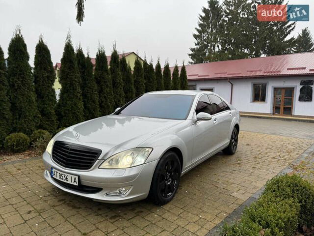 Серый Мерседес С Класс, объемом двигателя 3.5 л и пробегом 285 тыс. км за 7200 $, фото 21 на Automoto.ua