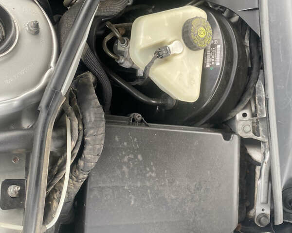 Сірий Мерседес С Клас, об'ємом двигуна 3.5 л та пробігом 245 тис. км за 11000 $, фото 40 на Automoto.ua