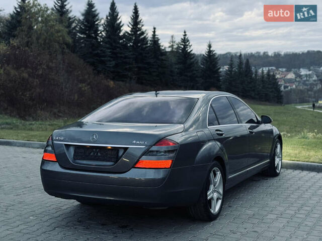Серый Мерседес С Класс, объемом двигателя 5 л и пробегом 240 тыс. км за 8000 $, фото 6 на Automoto.ua