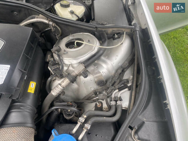 Сірий Мерседес С Клас, об'ємом двигуна 3.5 л та пробігом 245 тис. км за 11000 $, фото 30 на Automoto.ua