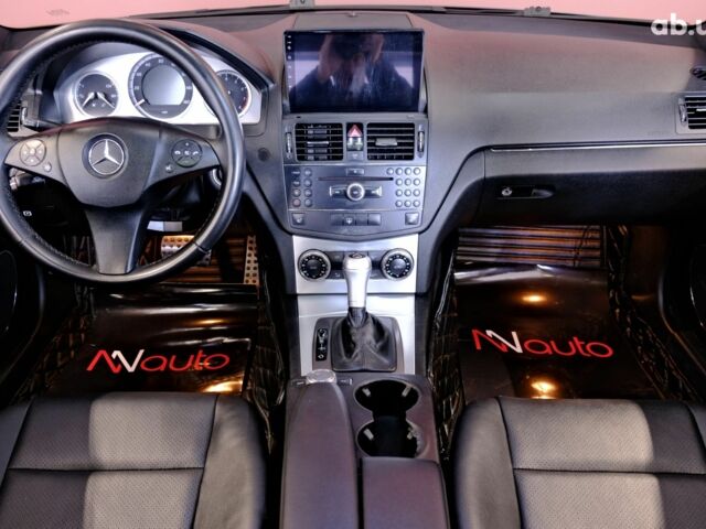 Серый Мерседес С Класс, объемом двигателя 3 л и пробегом 198 тыс. км за 8900 $, фото 6 на Automoto.ua