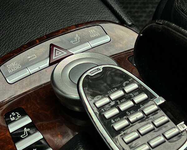 Мерседес С Класс 2007 в Городке на Automoto.ua Серый Мерседес С Класс, объемом двигателя 3.5 л и пробегом 376 тыс. км за 9500 $, фото 9 на Automoto.ua