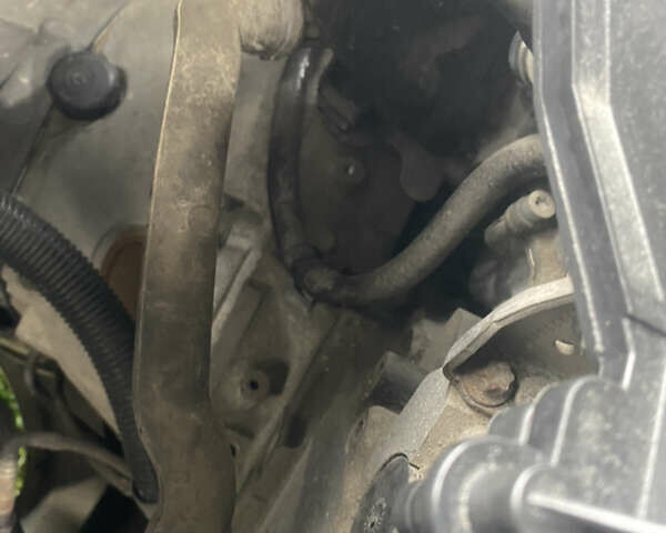 Сірий Мерседес С Клас, об'ємом двигуна 3.5 л та пробігом 245 тис. км за 11000 $, фото 34 на Automoto.ua