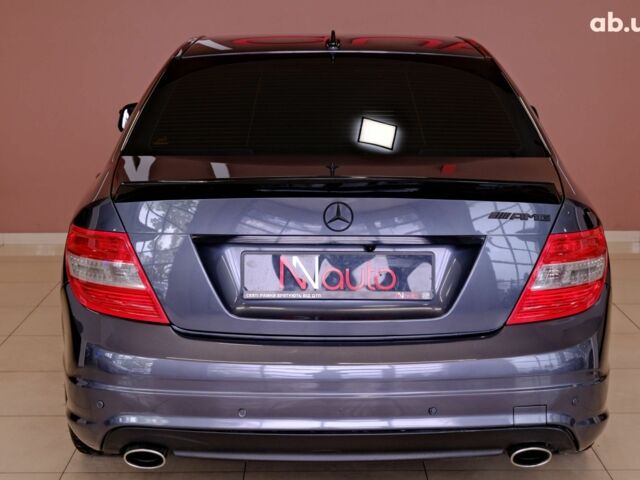 Серый Мерседес С Класс, объемом двигателя 3 л и пробегом 198 тыс. км за 8900 $, фото 5 на Automoto.ua