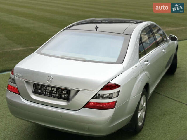 Сірий Мерседес С Клас, об'ємом двигуна 5 л та пробігом 125 тис. км за 11900 $, фото 16 на Automoto.ua