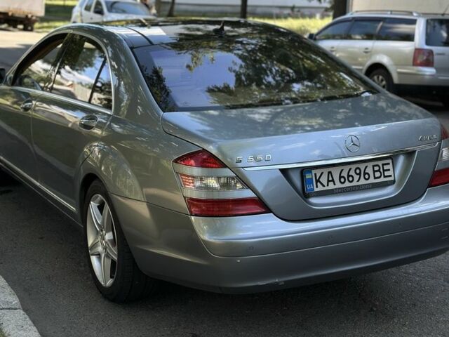 Сірий Мерседес С Клас, об'ємом двигуна 5.5 л та пробігом 312 тис. км за 6300 $, фото 5 на Automoto.ua