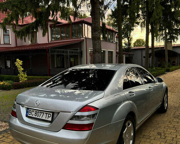 Серый Мерседес С Класс, объемом двигателя 3.5 л и пробегом 376 тыс. км за 9400 $, фото 5 на Automoto.ua