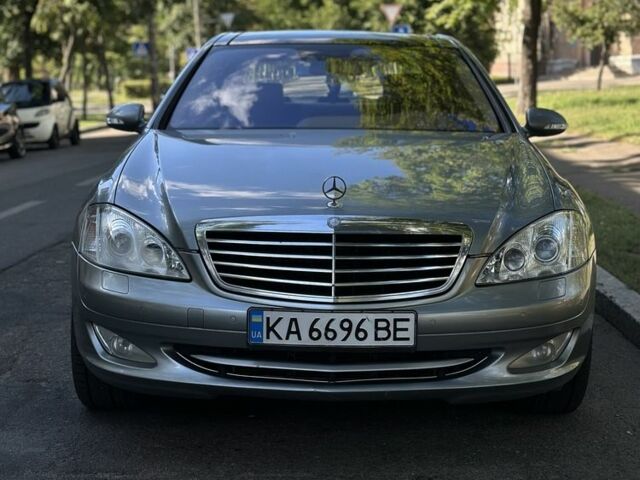 Сірий Мерседес С Клас, об'ємом двигуна 5.5 л та пробігом 312 тис. км за 6300 $, фото 7 на Automoto.ua