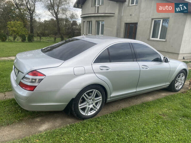 Сірий Мерседес С Клас, об'ємом двигуна 3.5 л та пробігом 245 тис. км за 11000 $, фото 6 на Automoto.ua