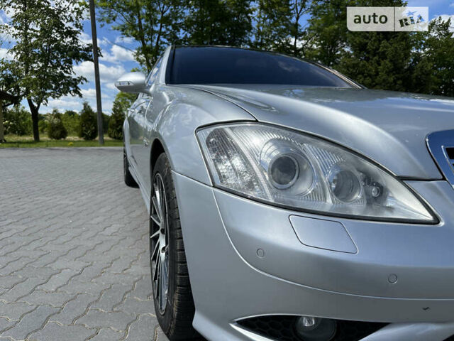 Серый Мерседес С Класс, объемом двигателя 5.5 л и пробегом 320 тыс. км за 14000 $, фото 8 на Automoto.ua