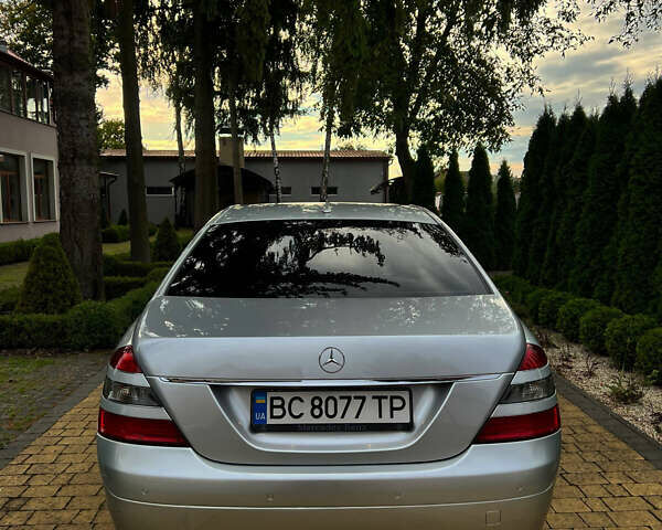 Мерседес С Класс 2007 в Городке на Automoto.ua Серый Мерседес С Класс, объемом двигателя 3.5 л и пробегом 376 тыс. км за 9500 $, фото 3 на Automoto.ua