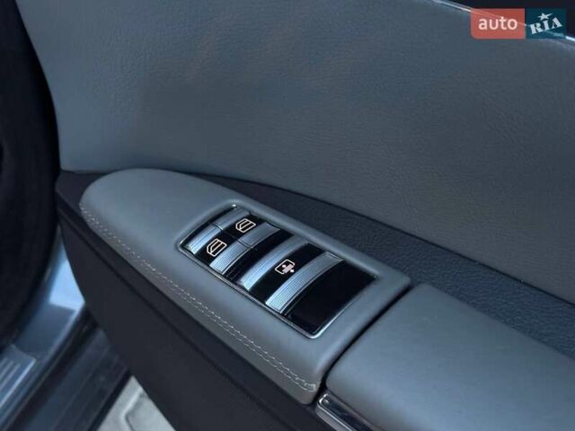 Серый Мерседес С Класс, объемом двигателя 4.66 л и пробегом 240 тыс. км за 7999 $, фото 32 на Automoto.ua