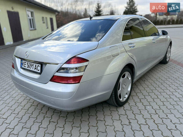 Сірий Мерседес С Клас, об'ємом двигуна 3.5 л та пробігом 360 тис. км за 10500 $, фото 8 на Automoto.ua