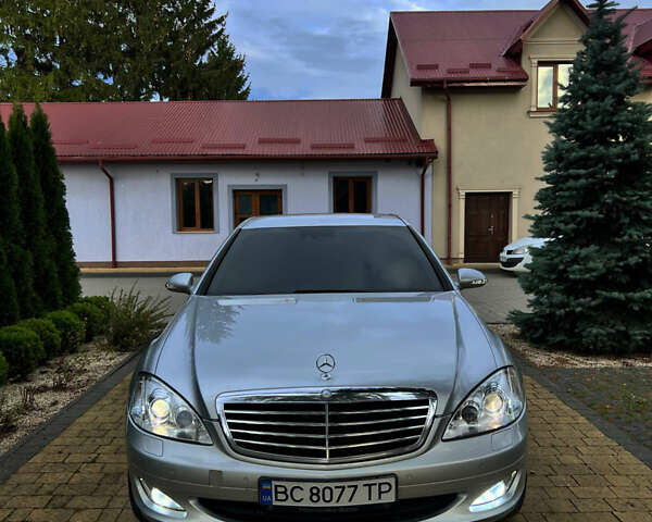 Серый Мерседес С Класс, объемом двигателя 3.5 л и пробегом 376 тыс. км за 9400 $, фото 2 на Automoto.ua