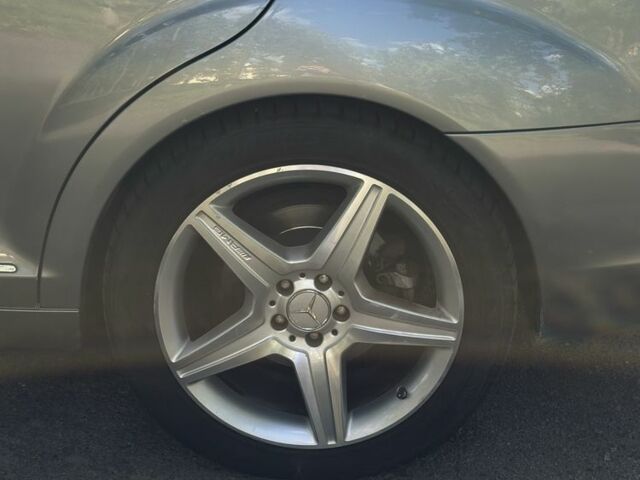 Сірий Мерседес С Клас, об'ємом двигуна 5.5 л та пробігом 312 тис. км за 6300 $, фото 8 на Automoto.ua