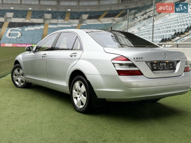 Сірий Мерседес С Клас, об'ємом двигуна 5 л та пробігом 125 тис. км за 11900 $, фото 20 на Automoto.ua