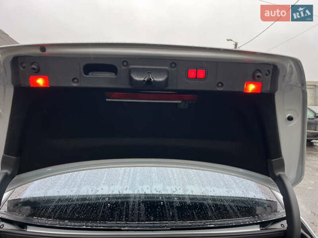 Серый Мерседес С Класс, объемом двигателя 2.99 л и пробегом 380 тыс. км за 11800 $, фото 13 на Automoto.ua