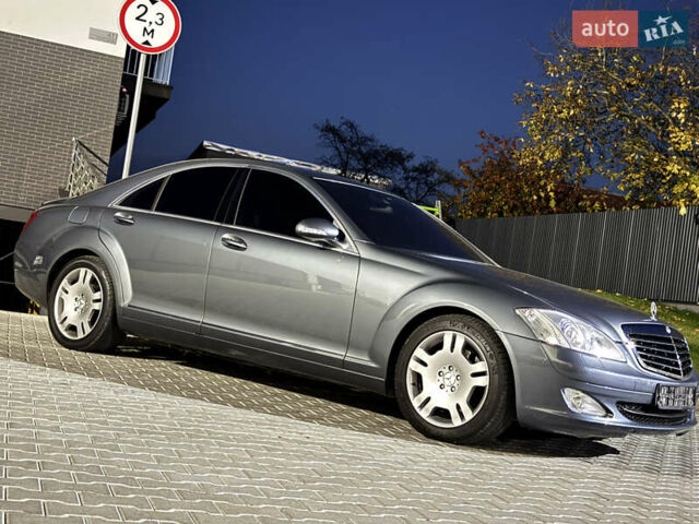 Мерседес С Клас 2008 у Ужгороді на Automoto.ua Сірий Мерседес С Клас, об'ємом двигуна 3 л та пробігом 231 тис. км за 10700 $, фото 3 на Automoto.ua