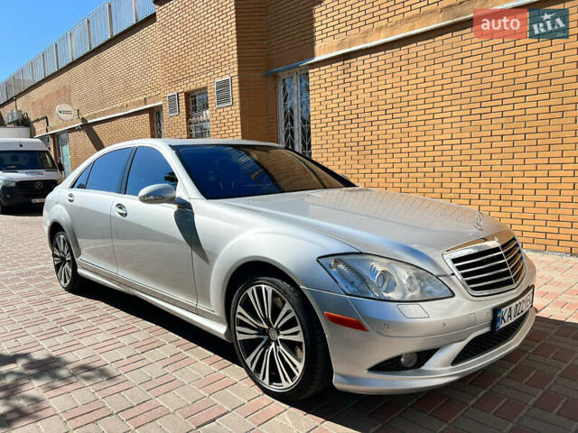 Серый Мерседес С Класс, объемом двигателя 5.5 л и пробегом 264 тыс. км за 9900 $, фото 13 на Automoto.ua