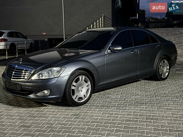 Мерседес С Клас 2008 у Ужгороді на Automoto.ua Сірий Мерседес С Клас, об'ємом двигуна 3 л та пробігом 231 тис. км за 10700 $, фото 13 на Automoto.ua